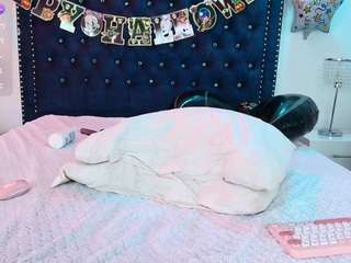 milu-balmer from CamSoda