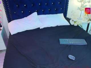 Milu-balmer live webcam show