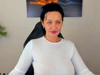 sara-devills's CamSoda show and profile