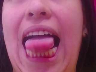 sexycum-dumpster's CamSoda show and profile