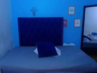 sexycum-dumpster's CamSoda show and profile