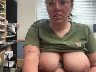 bigtithottiex3 webcam