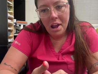 bigtithottiex3 live webcam show