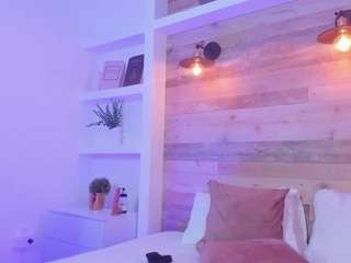 desireee-e Smal live webcam