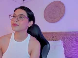 desireee-e live cam profile