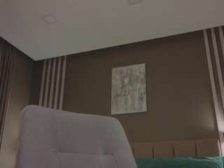 DessieKolesar live cam preview
