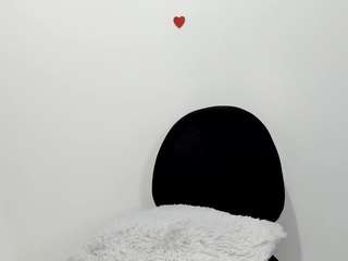 eimyy-rouse Live Webcam on CamSoda