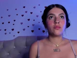 eimyy-rouse Live Webcam on CamSoda