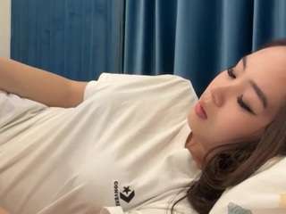 ginaweinhold webcam model