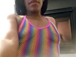 holisticslurpe Live Webcam on CamSoda