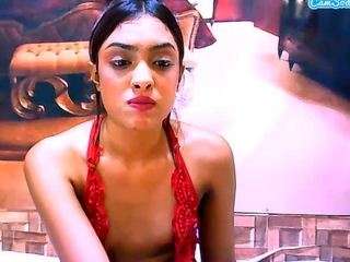 indianpretty1's CamSoda show and profile