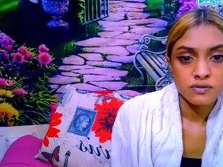 indianpretty1 live webcam show