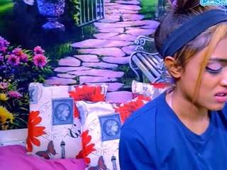 IndianPretty1 live webcam show