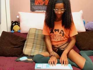 kira2113 from CamSoda is Freechat