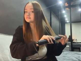 RachelBlinks