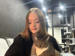 RachelBlinks