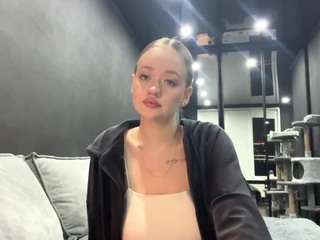 Rachelblinks - the sweetest stripper on video for your satisfaction rachelblinks from CamSoda