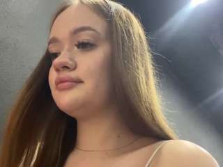 rachelblinks Live Webcam on CamSoda