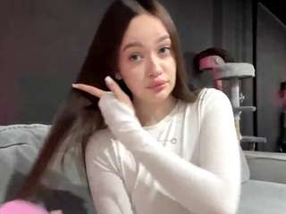 RachelBlinks