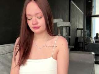 RachelBlinks