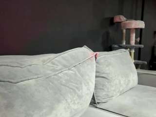 RachelBlinks live webcam show