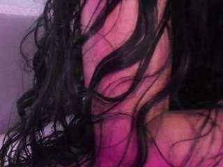 valeria-jade live webcam show