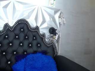  babyschoolgiirl chat room