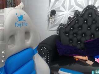  babyschoolgiirl chat room