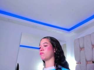 georgina-kloss Live Webcam on CamSoda