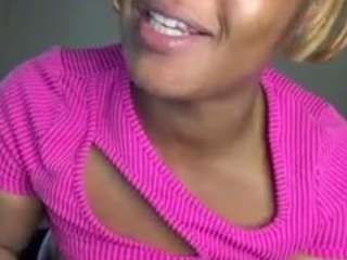 Live webcam model realwetpussy31 on Soda Cams