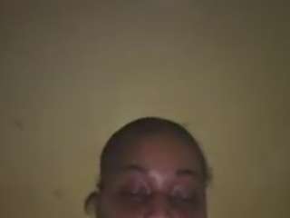 realwetpussy31's CamSoda show and profile