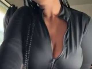 realwetpussy31 webcam