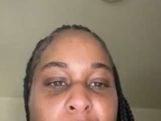 realwetpussy31's CamSoda show and profile