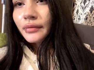 aaradhyadeluca's CamSoda show and profile