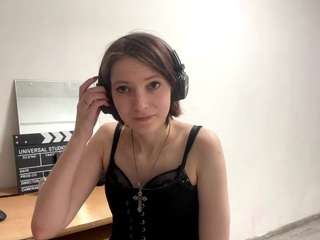 adenamarien Profile Image