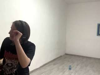  adenamarien chat room