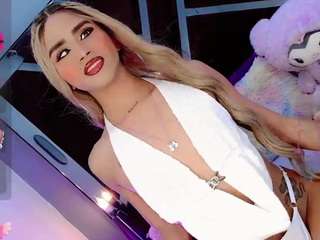 alahia-dabion Live Webcam on CamSoda
