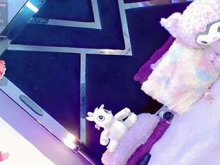 alahia-dabion Sex Cam Show