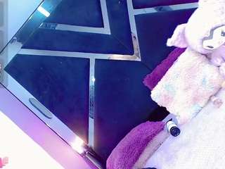 alahia-dabion Sex Cam Show