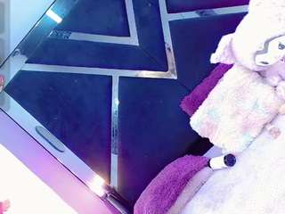 alahia-dabion Sex Cam Show