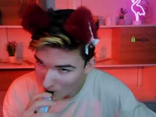 bondi-vv Live Webcam on CamSoda