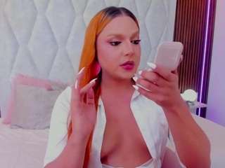 irinaavega's CamSoda show and profile