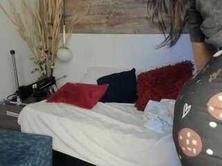 lathiffa Live Webcam on CamSoda