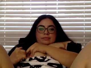 midnightbruja webcam