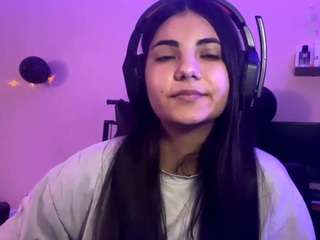 Young Zoewalker - stunning, aroused and ready to flatter zoewalker from CamSoda