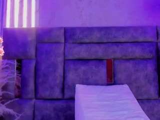 AlannaGil live cam preview