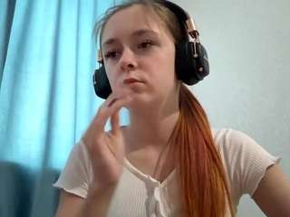 bellajeanfrancois's CamSoda show and profile