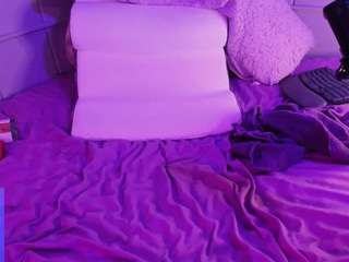 damadevotchka Live Webcam on CamSoda