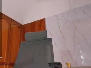 emmiilyrosee Live Webcam on CamSoda