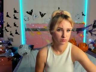 merymidnight from CamSoda is Freechat